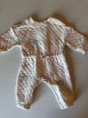 3M Quilted Baby One-Piece with Pink & blue  Bows